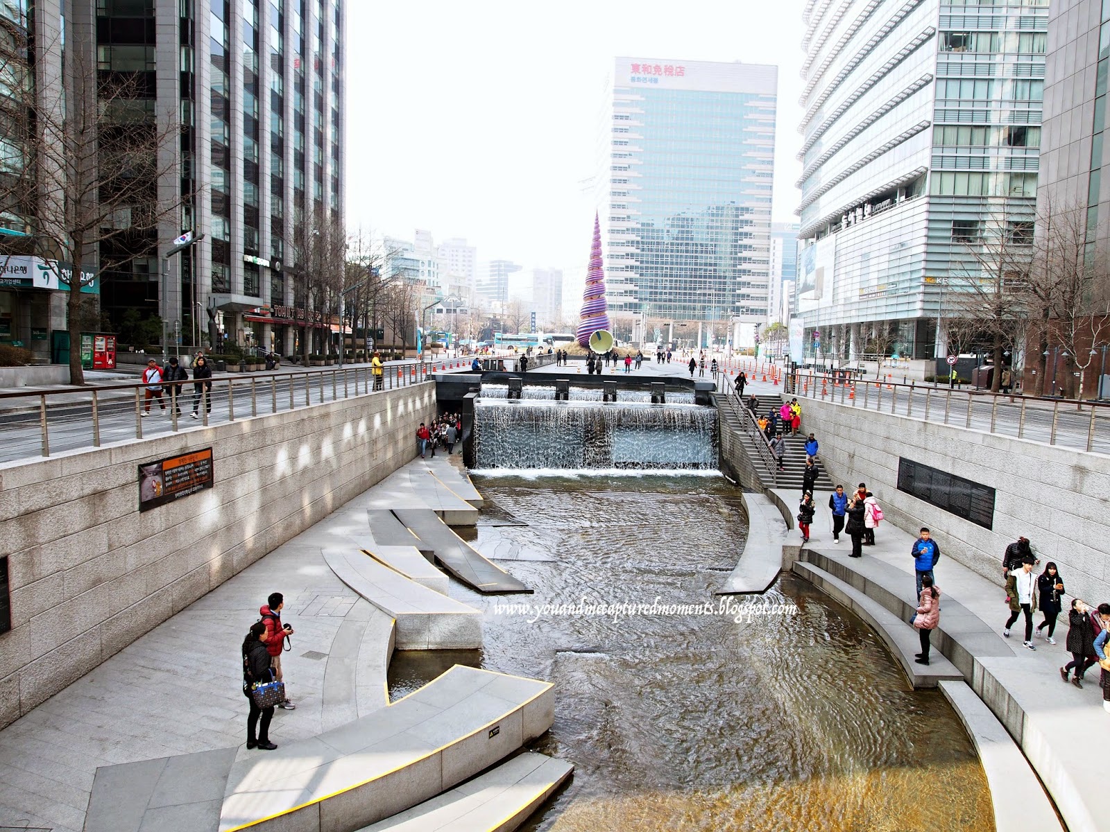 P2190088_cheonggyecheon stream.jpg